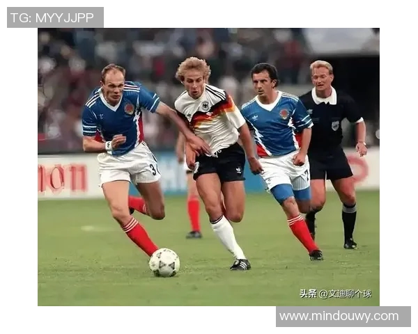 足球历史上最美球星的传奇人生与不朽风采全景展现